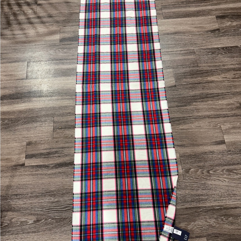 GAP Multicolor Plaid Scarf